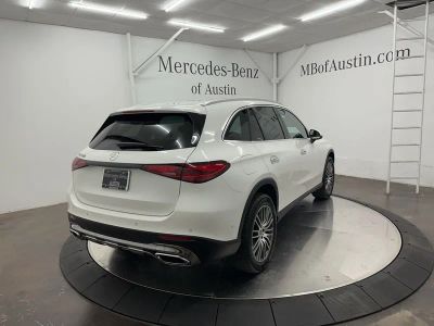 2026 Mercedes-Benz GLC - Photo 7