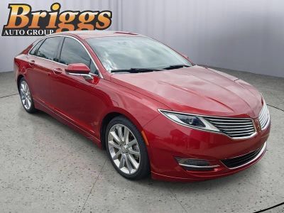 2016 Lincoln MKZ — interior view
