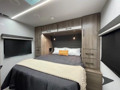 2026 Grand Design Imagine XLS - Photo 13