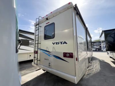 2019 Winnebago VISTA - Photo 35