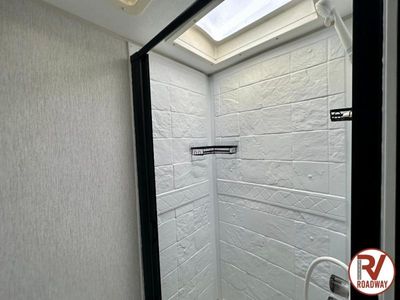 2023 Sunset Park RV Sun Lite — photo 15 view