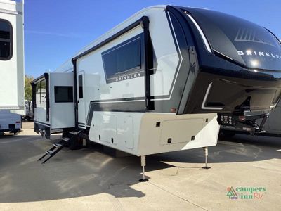 2026 Brinkley Model Z — front three-quarter view