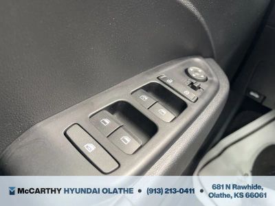 2024 Hyundai Venue - Photo 32