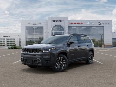 2026 Jeep Cherokee CHEROKEE LIMITED 4X4 in Sting-Gray Clear-Coat Exterior Paint — front three-quarter view