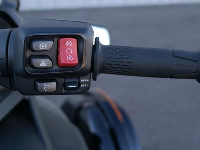 2026 Can-Am Spyder F3 Limited Dark - Photo 13