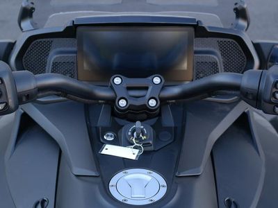 2026 Can-Am Spyder F3 Limited Dark - Photo 11