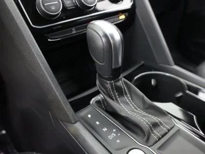2023 Volkswagen Atlas Cross Sport — photo 14 view