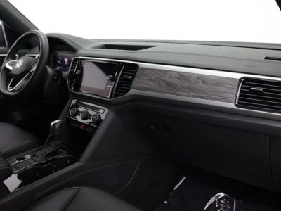 2023 Volkswagen Atlas Cross Sport — photo 34 view