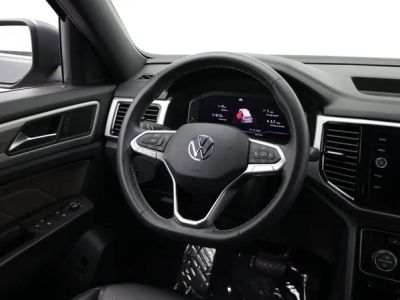 2023 Volkswagen Atlas Cross Sport — photo 24 view