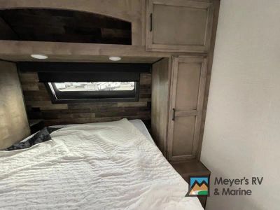 2024 Venture RV Stratus - Photo 38