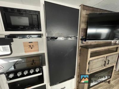 2024 Venture RV Stratus - Photo 16