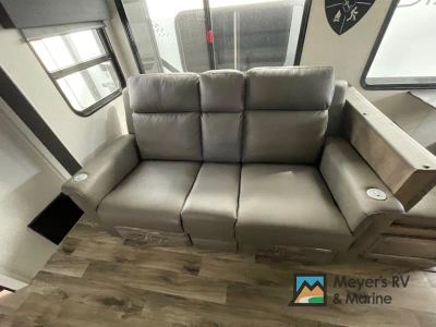 2024 Venture RV Stratus - Photo 21