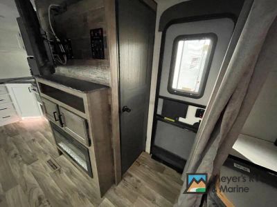 2024 Venture RV Stratus - Photo 34