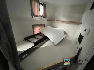 2024 Venture RV Stratus - Photo 25