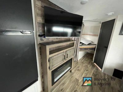 2024 Venture RV Stratus - Photo 22