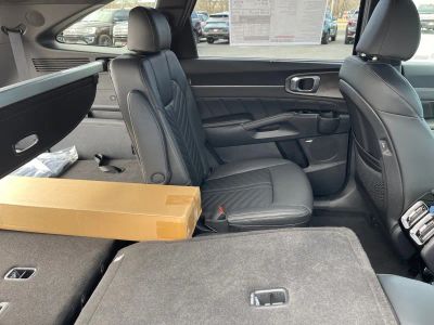 2026 Kia Sorento - Photo 14