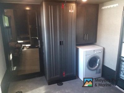 2017 Keystone RV Raptor - Photo 15