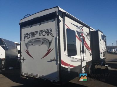 2017 Keystone RV Raptor - Photo 5