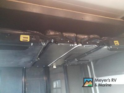 2017 Keystone RV Raptor - Photo 11