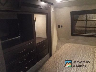 2017 Keystone RV Raptor - Photo 19