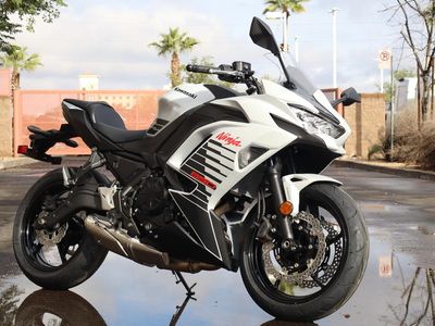2026 Kawasaki Ninja 650 ABS - Photo 8
