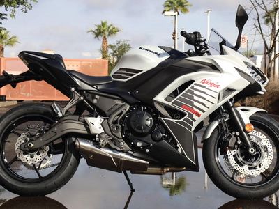 2026 Kawasaki Ninja 650 ABS - Photo 7