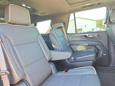 2026 Chevrolet Tahoe — photo 10 view