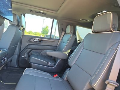 2026 Chevrolet Tahoe — photo 8 view