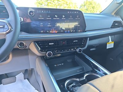 2026 Chevrolet Tahoe — photo 12 view