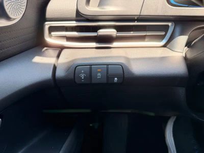 2025 Hyundai Elantra - Photo 20