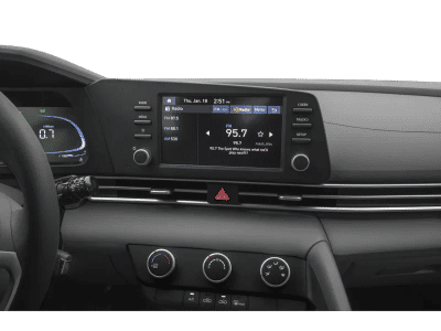 2025 Hyundai Elantra - Photo 33