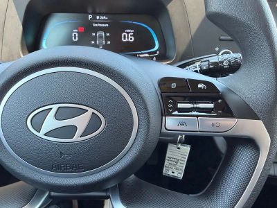 2025 Hyundai Elantra - Photo 15