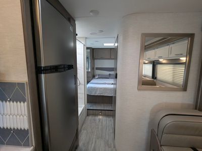 2025 Thor Motor Coach Four Winds — photo 15 view