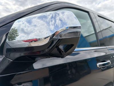 2026 Chevrolet Suburban — photo 9 view