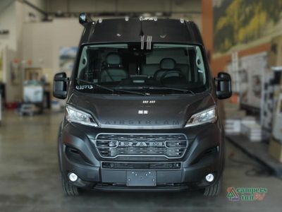2026 Airstream Rangeline - Photo 3