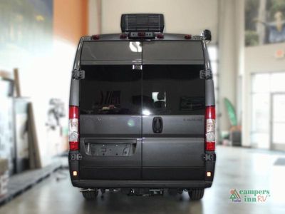 2026 Airstream Rangeline - Photo 5