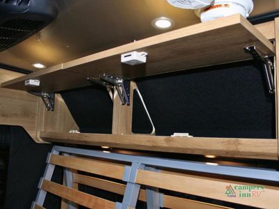 2026 Airstream Rangeline - Photo 49