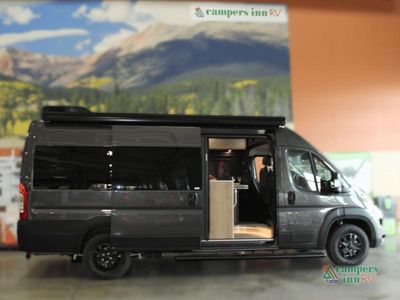 2026 Airstream Rangeline - Photo 12
