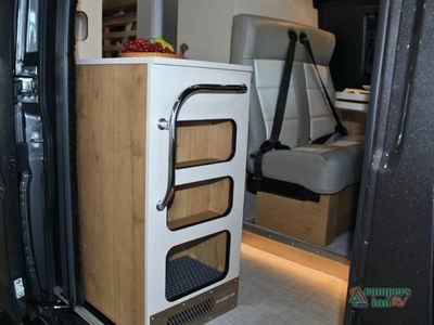 2026 Airstream Rangeline - Photo 22