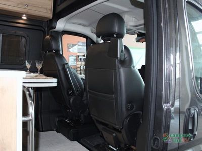2026 Airstream Rangeline - Photo 16