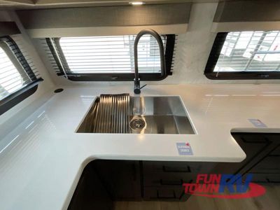 2026 Forest River RV Rockwood Signature - Photo 17