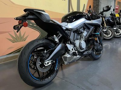 2026 CFMOTO 675SS - Photo 4