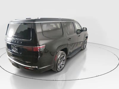 2024 Jeep Wagoneer - Photo 7