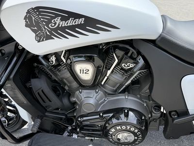 2025 Indian Motorcycle Chieftain PowerPlus Dark Horse 112 w/PowerBand Ghost White Metallic Smoke - Photo 8