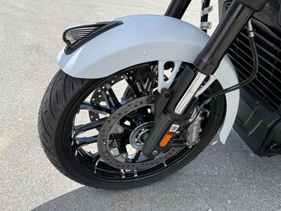 2025 Indian Motorcycle Chieftain PowerPlus Dark Horse 112 w/PowerBand Ghost White Metallic Smoke - Photo 6