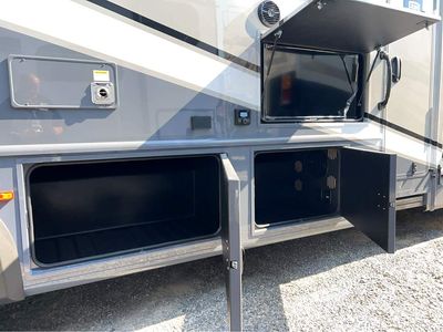 2026 Grand Lineage Series F - Photo 42