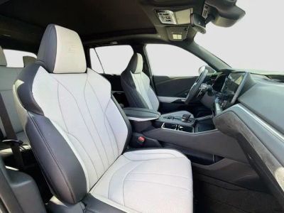 2026 Lexus TX — photo 16 view