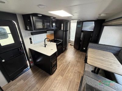 2022 Forest River RV Cherokee Grey Wolf - Photo 2