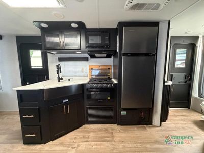 2022 Forest River RV Cherokee Grey Wolf - Photo 10