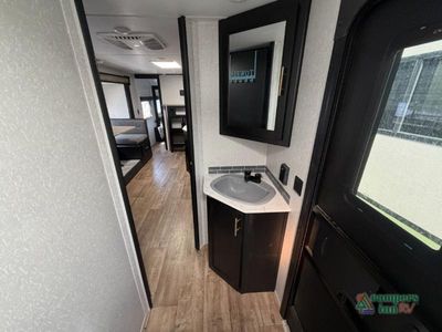2022 Forest River RV Cherokee Grey Wolf - Photo 21